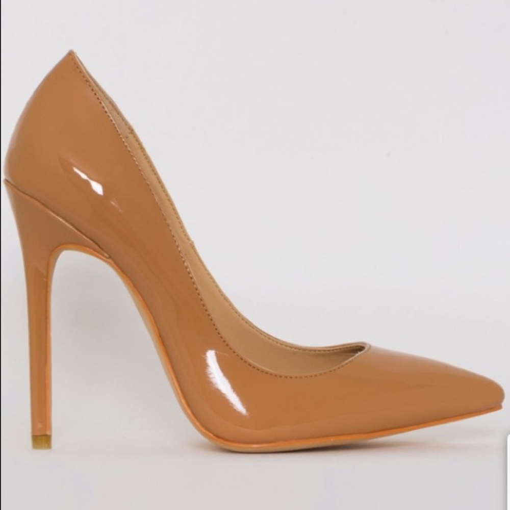 Simmi — MILA MID NUDE PATENT STILETTO COURT SHOES